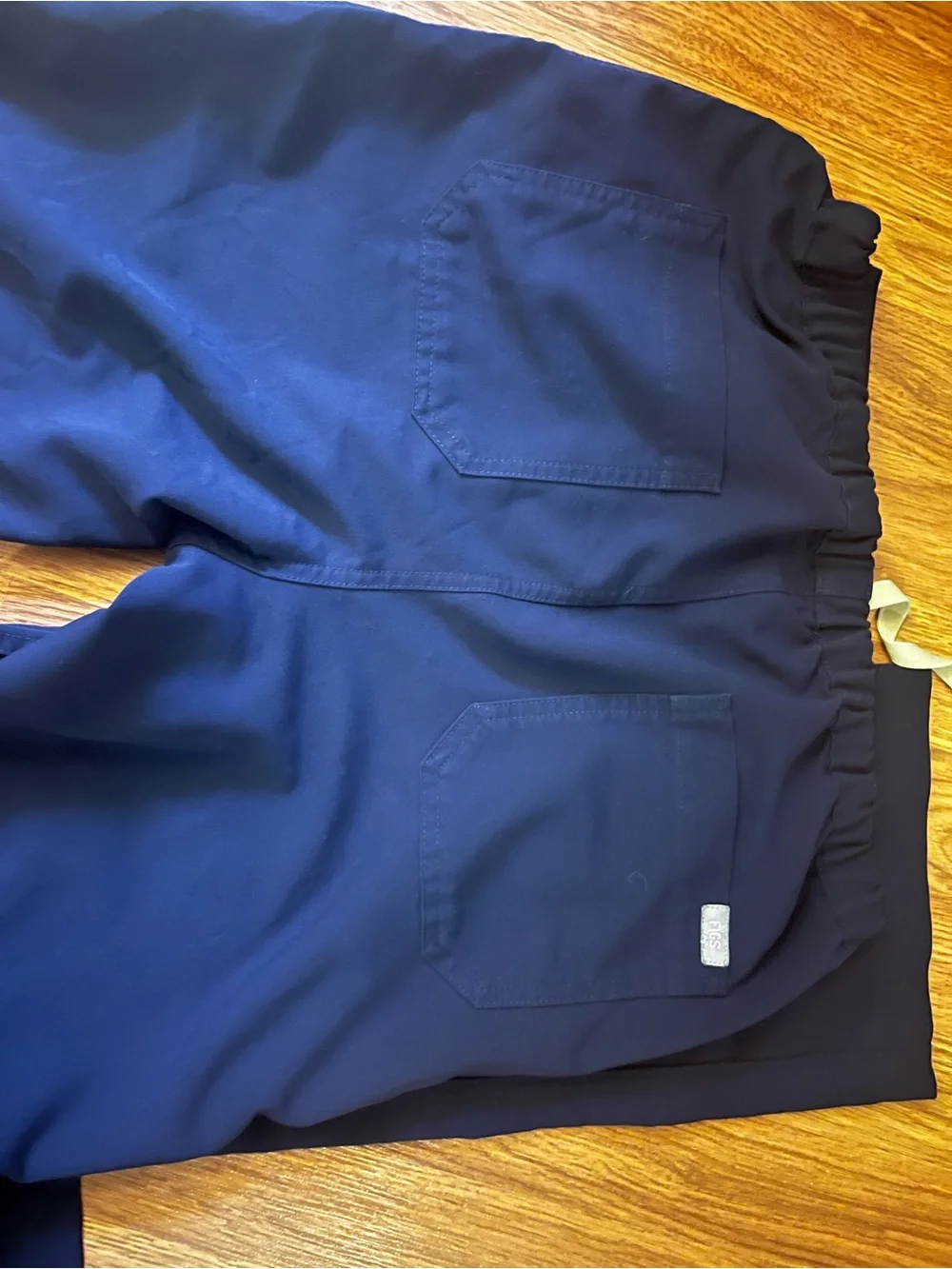 Figs deep navy